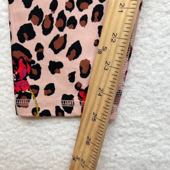 Wildfox | Leopard contender neutral coral ankle leggings Medium - Picture 6 of 9